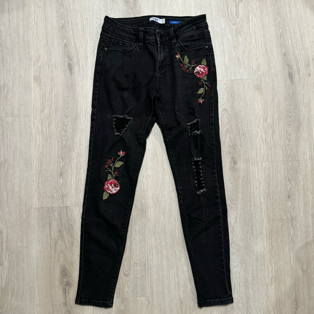 ymi black dark wash rose embroidered distressed ripped skinny denim jeans pants